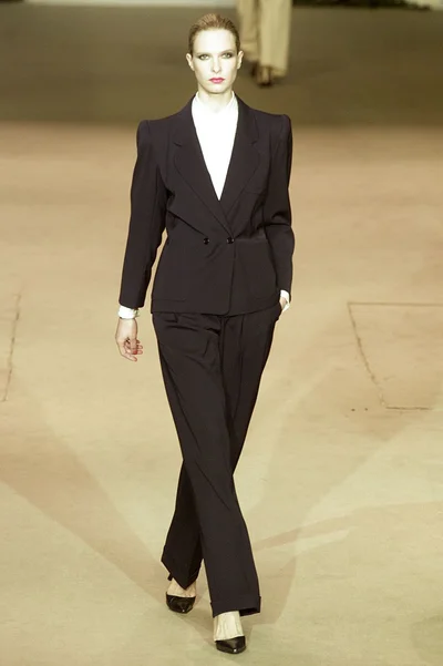 Look 16